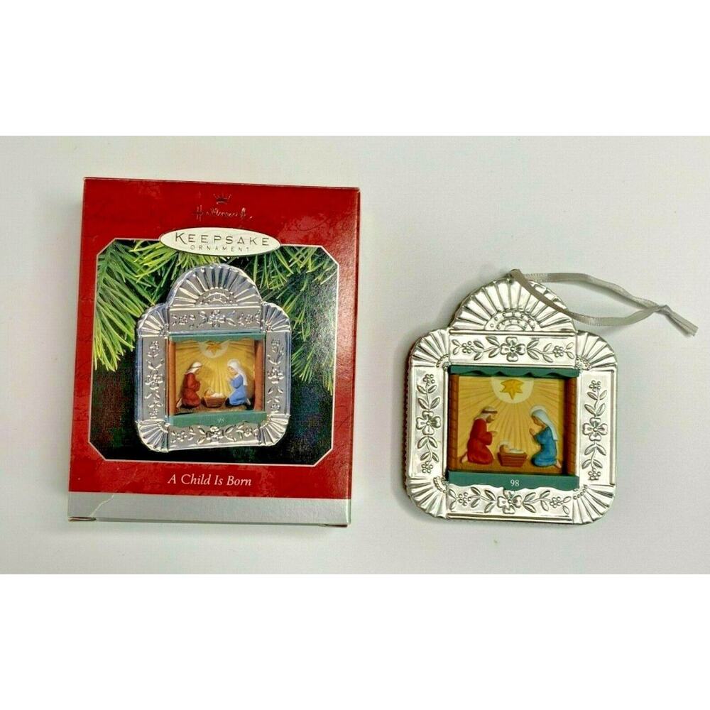 1998 Hallmark A Child Is Born Ornament U20